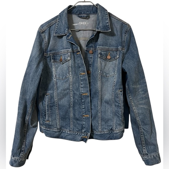 Gap 1969 Jackets & Blazers - Gap Maternity 1969 icon medium wash denim button up jacket classic timeless